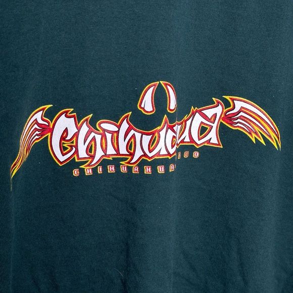 VTG Nike Chihuahua Graphic T-Shirt - Picture 2 of 4